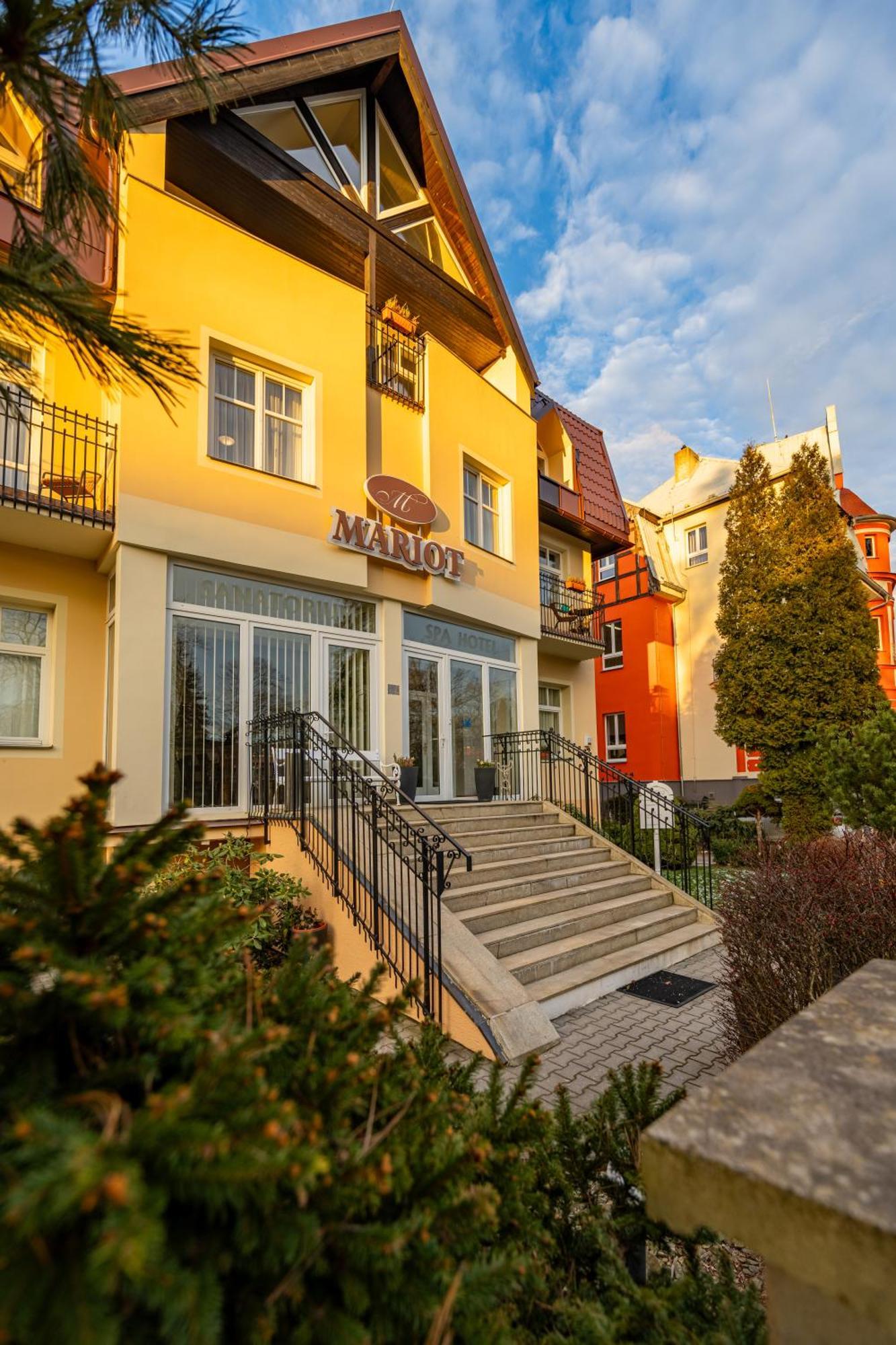 Sanatorium Mariot 3*